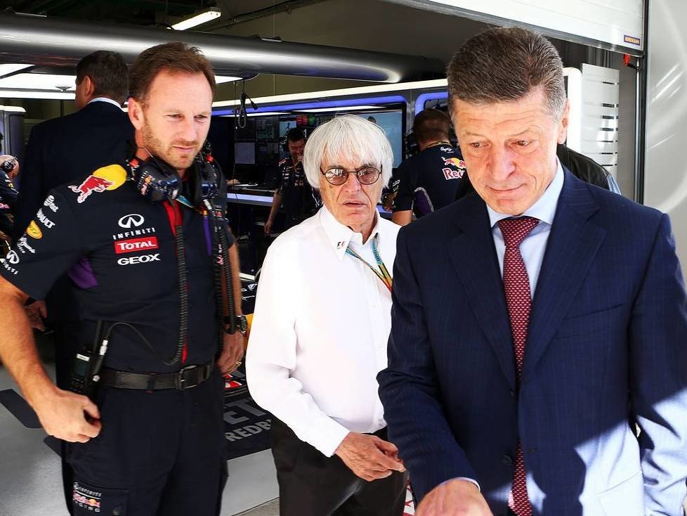 Christian Horner, Bernie Ecclestone und Dmitri Kosak