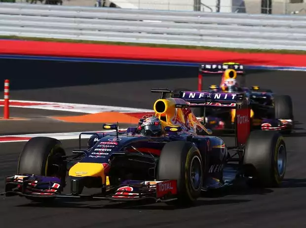 Sebastian Vettel, Daniel Ricciardo Titel-Bild zur News: Sebastian Vettel, Daniel Ricciardo