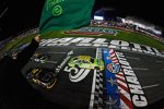 Start zum Bank of America 500 mit Kyle Busch (Gibbs) an der Spitze