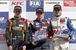 Esteban Ocon, Max Verstappen und Jake Dennis 
