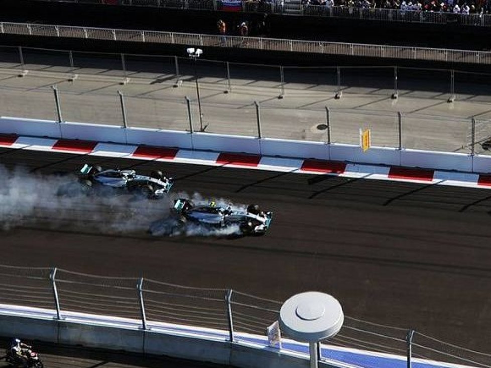 Nico Rosberg, Lewis Hamilton