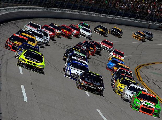 Danica Patrick, Jeff Gordon, Paul Menard Danica Patrick, Jeff Gordon, Paul Menard