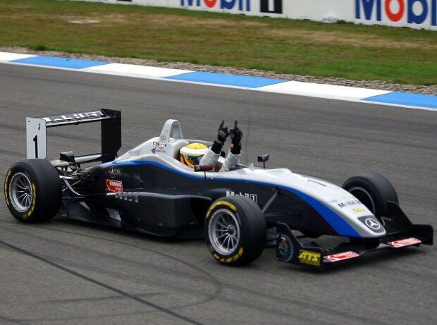 Lewis Hamilton, Champion der Formel-3-Euroserie 2005 Lewis Hamilton, Champion der Formel-3-Euroserie 2005