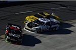 Kasey Kahne (Hendrick) und Brian Vickers (Waltrip) kamen sich gleich mehrfach in die Quere