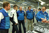 DTM-Champion auf Tour: Wittmann besucht BMW-Werk
