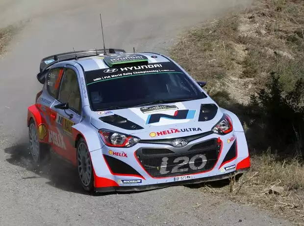 Hayden Paddon Titel-Bild zur News: Hayden Paddon