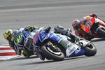 Jorge Lorenzo vor Valentino Rossi 