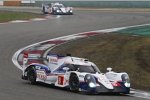 Anthony Davidson (Toyota) und Sebastien Buemi 