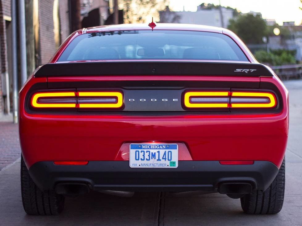 Dodge Challenger SRT Hellcat