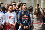 Fernando Alonso (Ferrari) und Daniel Ricciardo (Red Bull) 