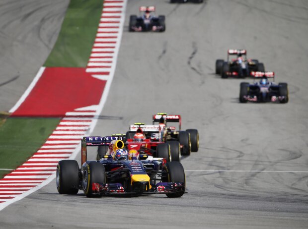 Titel-Bild zur News: Daniel Ricciardo, Kimi Räikkönen, Pastor Maldonado