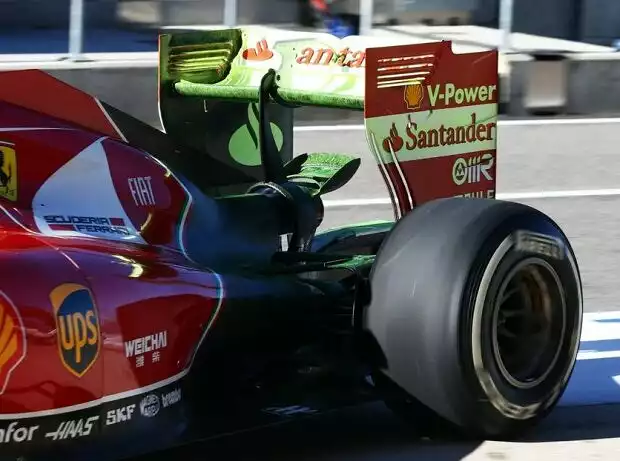 Fernando Alonso, Heckflügel Titel-Bild zur News: Fernando Alonso, Heckflügel