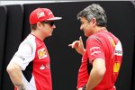 Marco Mattiacci und Kimi Räikkönen (Ferrari) 