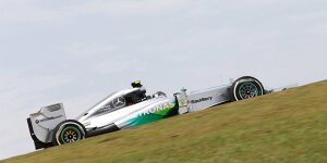 Rosberg legt vor: Mercedes dominiert zum Auftakt