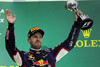 Bild zum Inhalt: Vettel hat den WM-Pokal schon aus den Händen gegeben