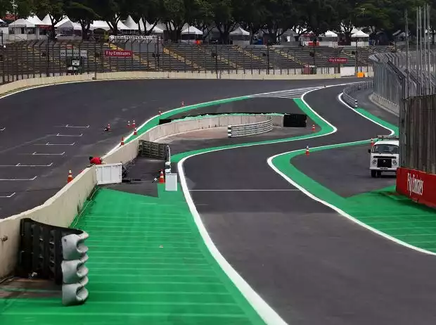 Neue Boxeneinfahrt in Interlagos Titel-Bild zur News: Neue Boxeneinfahrt in Interlagos