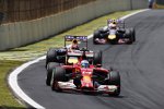 Fernando Alonso (Ferrari), Sebastian Vettel (Red Bull) und Daniel Ricciardo (Red Bull) 