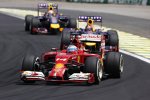 Fernando Alonso (Ferrari), Sebastian Vettel (Red Bull) und Daniel Ricciardo (Red Bull) 