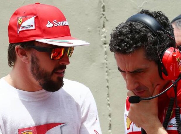 Titel-Bild zur News: Fernando Alonso, Andrea Stella