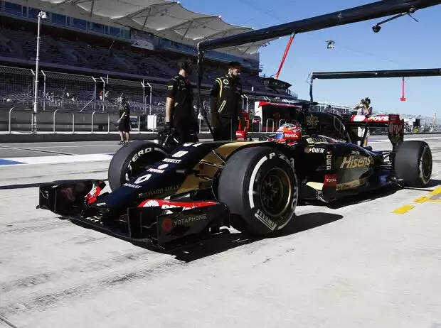 Romain Grosjean, Nase, Lotus Titel-Bild zur News: Romain Grosjean, Nase, Lotus