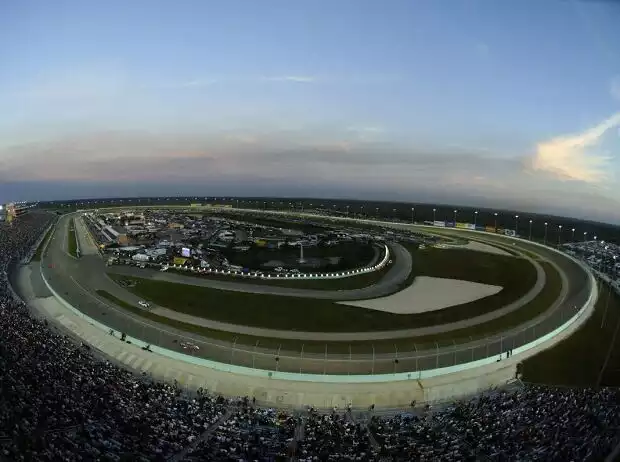 Homestead-Miami Speedway Titel-Bild zur News: Homestead-Miami Speedway