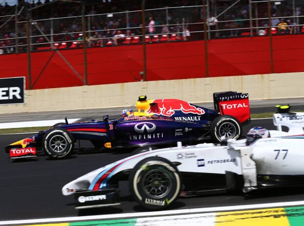 Daniel Ricciardo, Valtteri Bottas Daniel Ricciardo, Valtteri Bottas