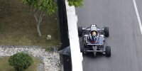 Bild zum Inhalt: Verstappen crasht im Qualifikationsrennen in Macao