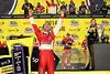 Bild zum Inhalt: Champion Harvick: "13 Jahre auf diesen Moment gewartet"