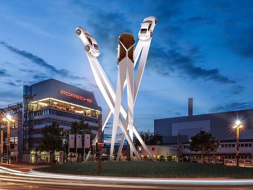 Entwurf einer Skulptur auf dem Porscheplatz