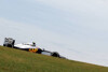 Bild zum Inhalt: Button sichert McLaren Millionen