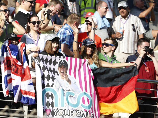 Lewis Hamilton, Nico Rosberg Lewis Hamilton, Nico Rosberg