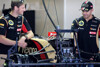 Bild zum Inhalt: Formel-1-Live-Ticker: Lotus-Piloten im Renault durch die Mall