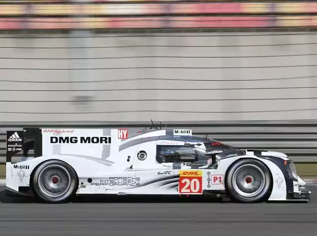 Timo Bernhard, Mark Webber, Brendon Hartley Titel-Bild zur News: Timo Bernhard, Mark Webber, Brendon Hartley