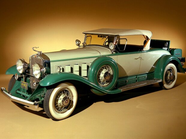 Cadillac V16 Roadster (1930) Cadillac V16 Roadster (1930)