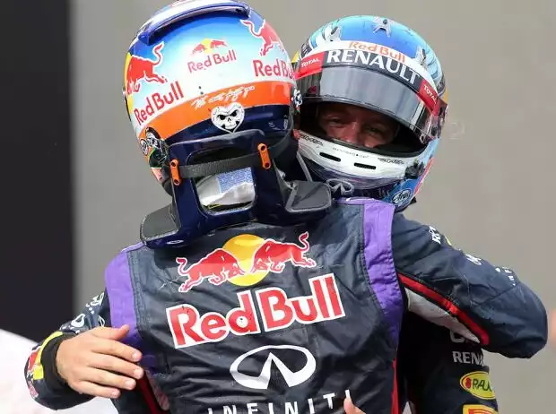 Titel-Bild zur News: Daniel Ricciardo, Sebastian Vettel