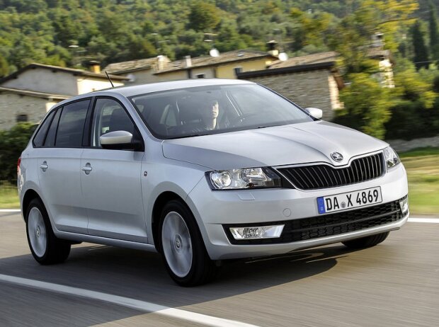 Skoda Rapid Spaceback 1 2 Tsi Der Macht Seinem Name Ehre