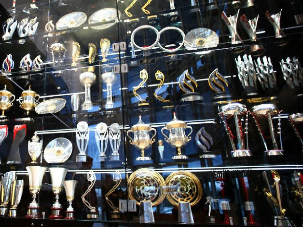 Trophäensammlung Red Bull Milton Keynes