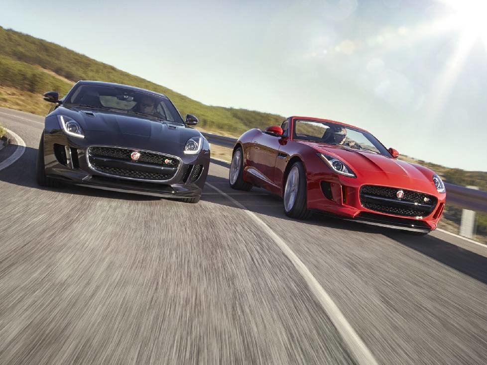 Jaguar F-Type S AWD (l.) und R AWD