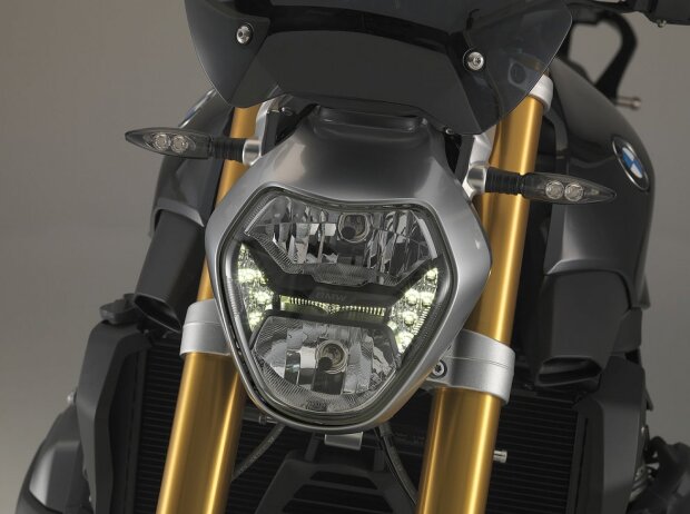 BMW R 1200 R BMW R 1200 R