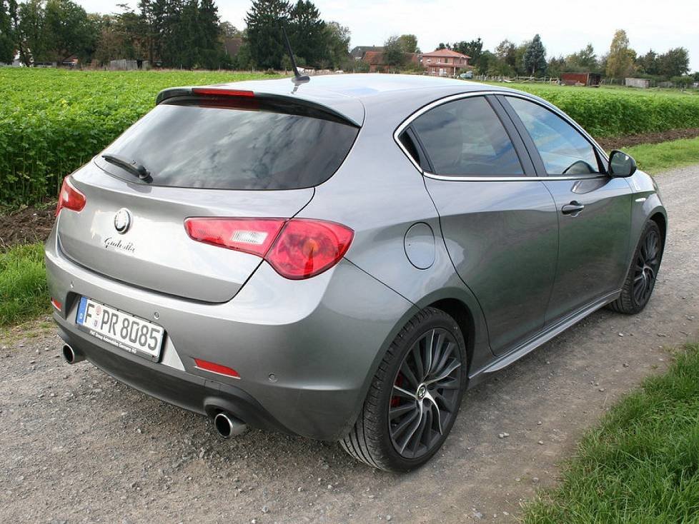 Alfa Romeo Giulietta Quadrifoglio Verde