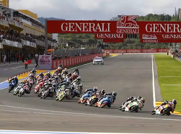 Moto3 Start Titel-Bild zur News: Moto3 Start