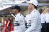 Hamilton: Allein gegen den Rest der Welt