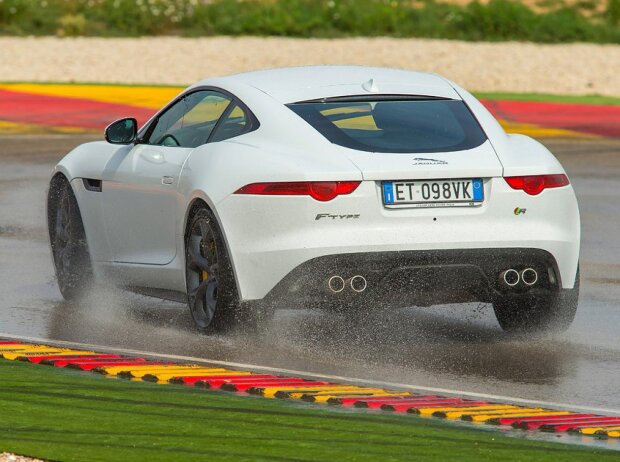 Jaguar F-Type Coupé 