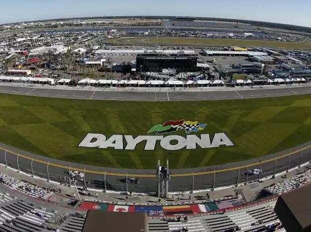 Daytona Titel-Bild zur News: Daytona