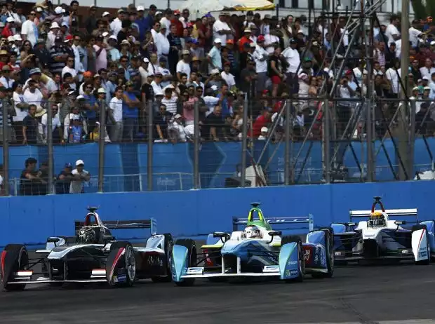 Oriol Servia, Jarno Trulli, Matthew Brabham Titel-Bild zur News: Oriol Servia, Jarno Trulli, Matthew Brabham