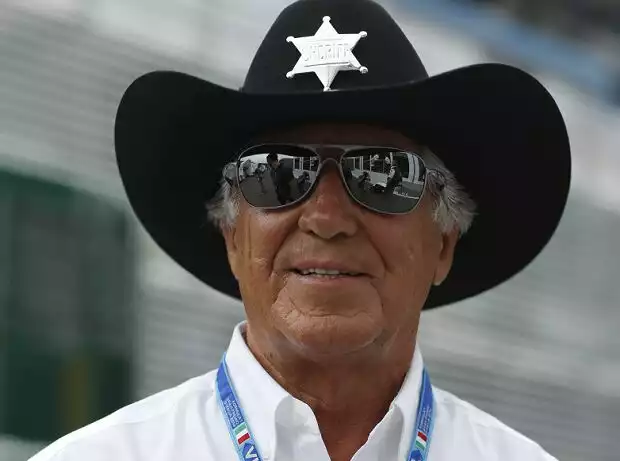 Mario Andretti Titel-Bild zur News: Mario Andretti
