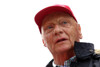 Bild zum Inhalt: Niki Lauda will Formel-1-Autos zum "in die Hose machen"
