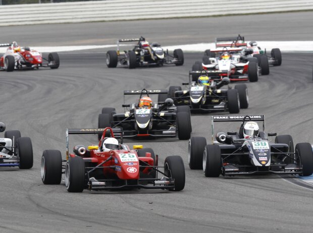 Titel-Bild zur News: Formel-3-Cup-Start