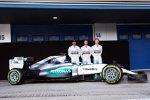Lewis Hamilton (Mercedes), Pascal Wehrlein (Mercedes DTM) und Nico Rosberg (Mercedes) 