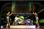 Tom Sykes und Jonathan Rea mit der Kawasaki Ninja ZX-10R